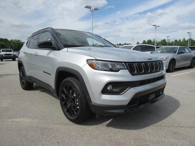 2024 Jeep Compass COMPASS LATITUDE 4X4