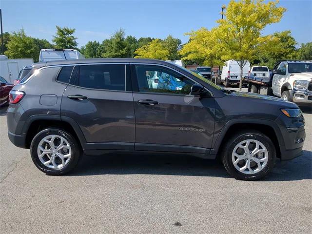 2024 Jeep Compass COMPASS SPORT 4X4