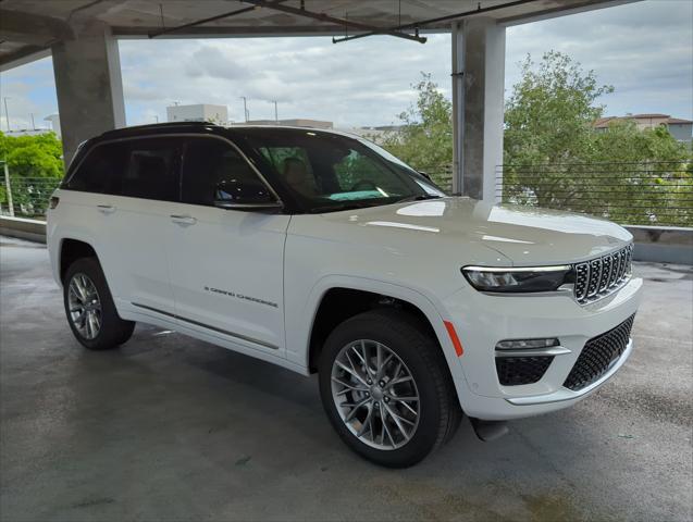 2024 Jeep Grand Cherokee GRAND CHEROKEE SUMMIT 4X4