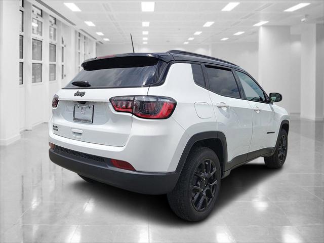 2024 Jeep Compass COMPASS LATITUDE 4X4