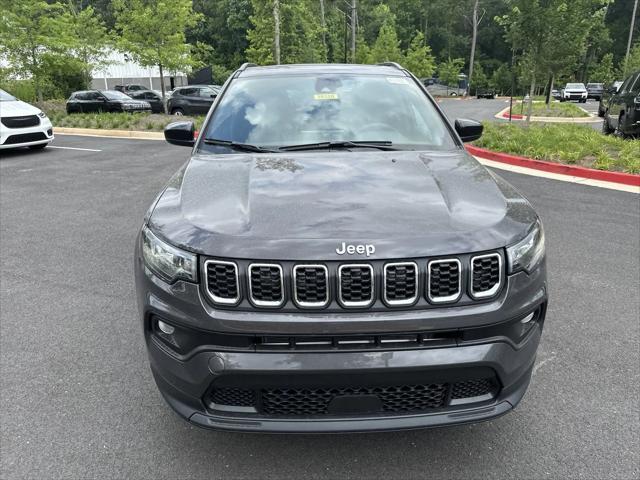 2024 Jeep Compass COMPASS LATITUDE LUX 4X4