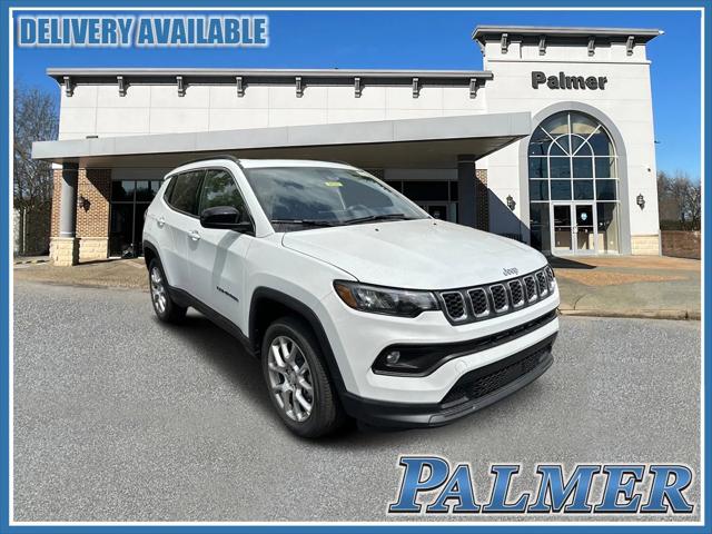 2024 Jeep Compass COMPASS LATITUDE LUX 4X4