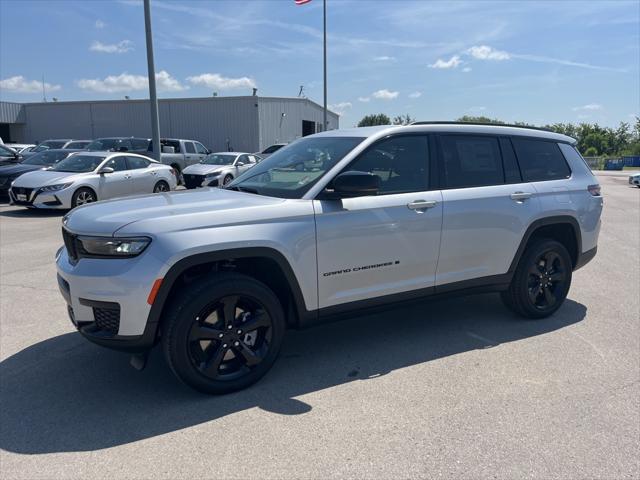 2024 Jeep Grand Cherokee GRAND CHEROKEE L ALTITUDE 4X4