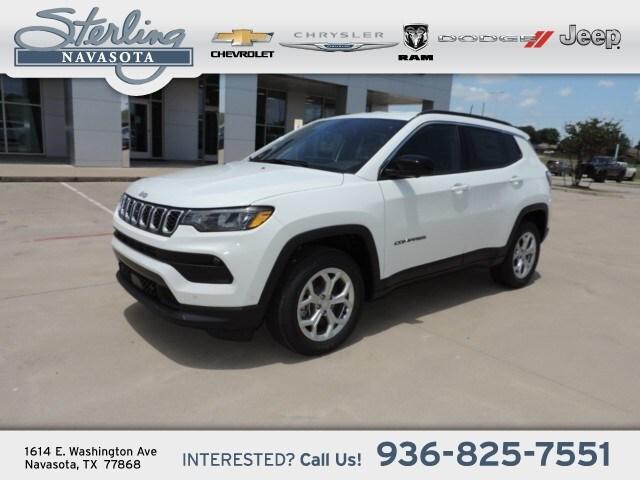 2024 Jeep Compass COMPASS LATITUDE 4X4