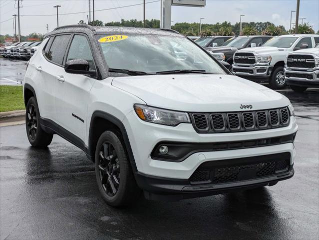 2024 Jeep Compass COMPASS LATITUDE 4X4