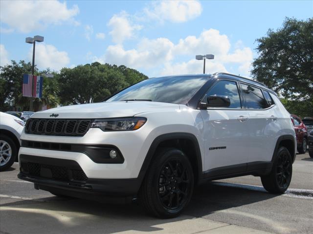 2024 Jeep Compass COMPASS LATITUDE 4X4