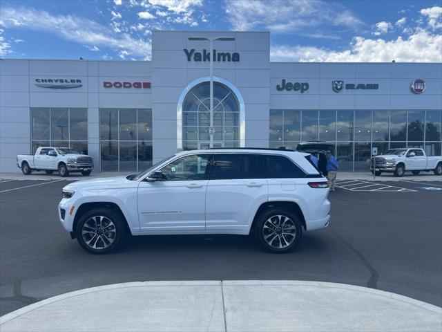 2024 Jeep Grand Cherokee GRAND CHEROKEE OVERLAND 4X4