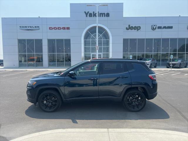 2024 Jeep Compass COMPASS LATITUDE 4X4