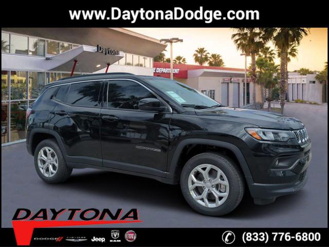 2024 Jeep Compass COMPASS LATITUDE 4X4