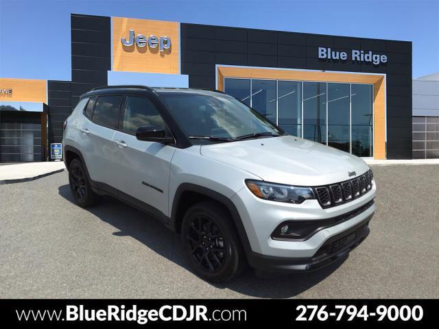 2024 Jeep Compass COMPASS LATITUDE 4X4