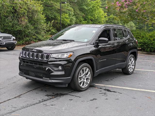 2024 Jeep Compass COMPASS LATITUDE LUX 4X4