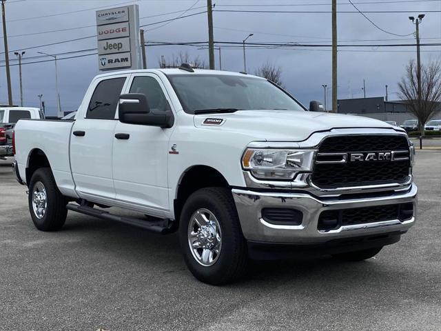 2024 RAM Ram 3500 RAM 3500 TRADESMAN CREW CAB 4X4 64 BOX
