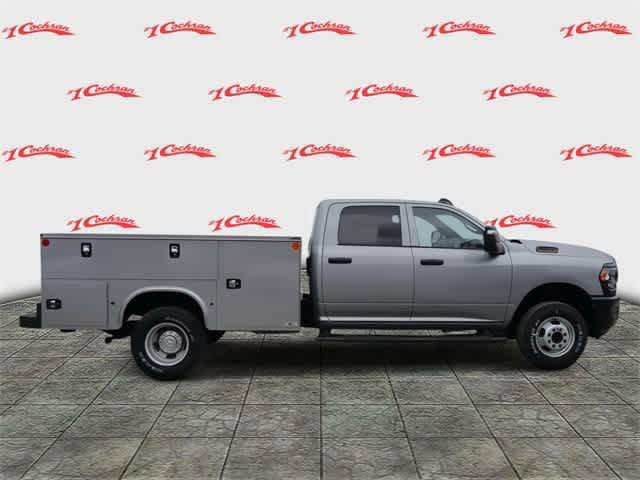 2024 RAM Ram 3500 Chassis Cab RAM 3500 TRADESMAN CREW CAB CHASSIS 4X4 60 CA 2024 RAM Ram 3500 Chassis Cab RAM 3500 TRADESMAN CREW CAB CHASSIS 4X4 60 CA
