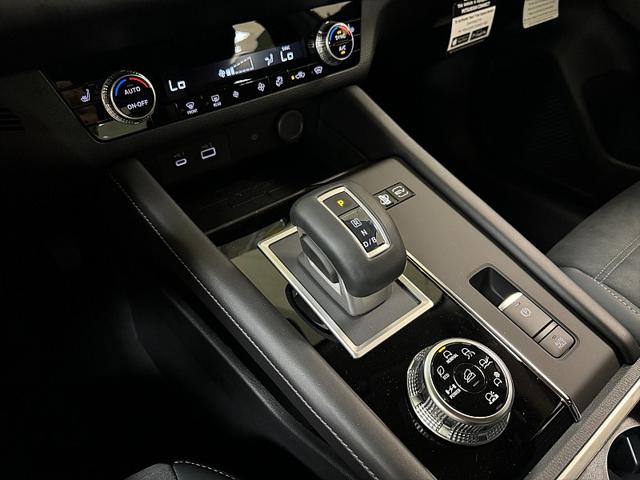 2024 Mitsubishi Outlander PHEV SE S-AWC