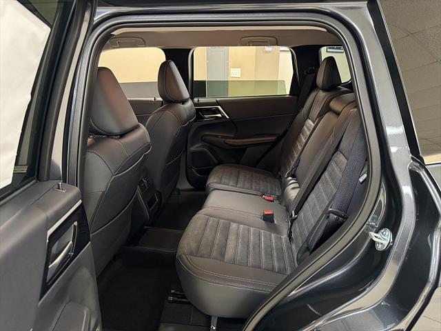 2024 Mitsubishi Outlander PHEV SE S-AWC