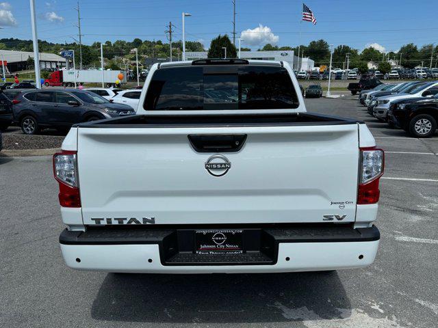 2023 Nissan Titan Crew Cab SV 4x2