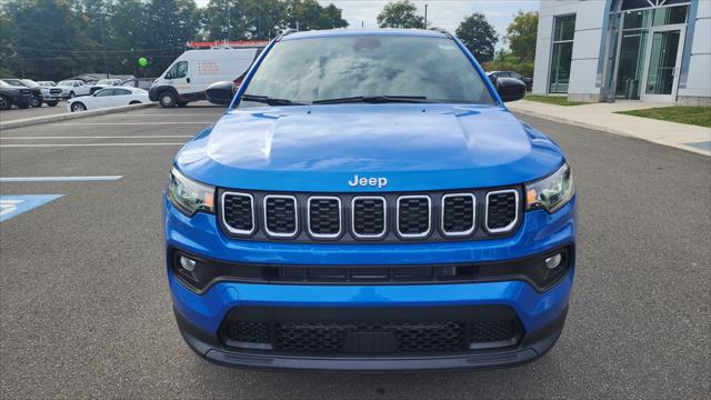 2024 Jeep Compass COMPASS LATITUDE 4X4