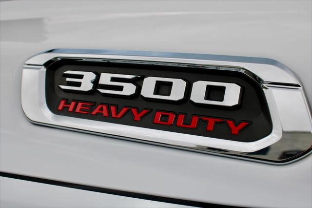 2020 Ram 3500 Tradesman Crew Cab 4x4 8' Box