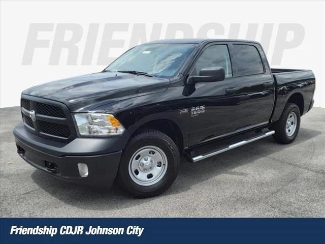 2024 RAM Ram 1500 Classic RAM 1500 CLASSIC TRADESMAN CREW CAB 4X4 57 BOX