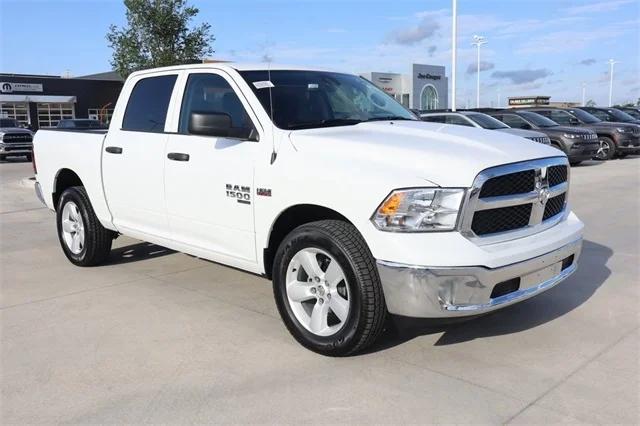 2024 RAM Ram 1500 Classic RAM 1500 CLASSIC TRADESMAN CREW CAB 4X4 57 BOX