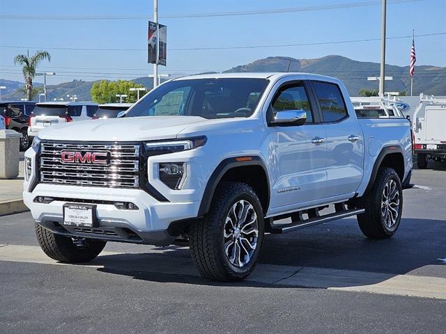 2024 GMC Canyon 4WD Denali 17