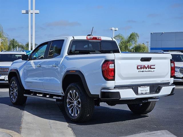 2024 GMC Canyon 4WD Denali 21