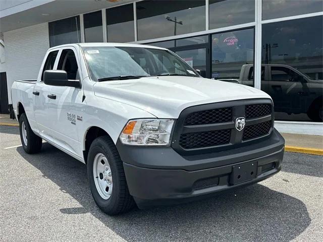 2024 RAM Ram 1500 Classic RAM 1500 CLASSIC TRADESMAN QUAD CAB 4X2 64 BOX