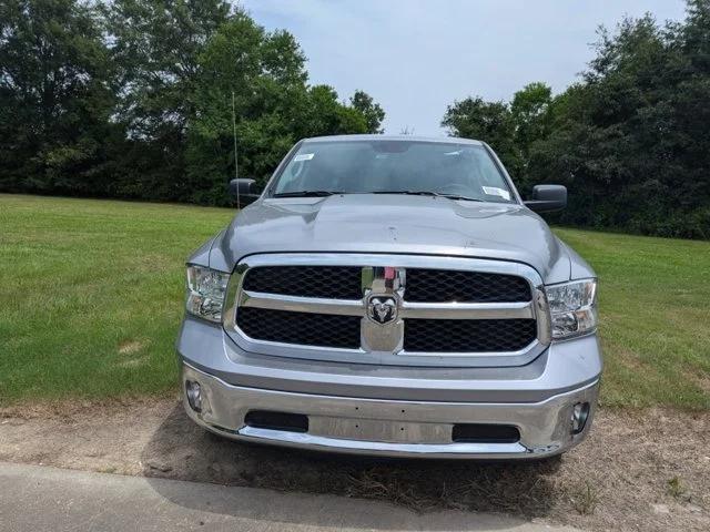 2024 RAM Ram 1500 Classic RAM 1500 CLASSIC TRADESMAN CREW CAB 4X4 57 BOX