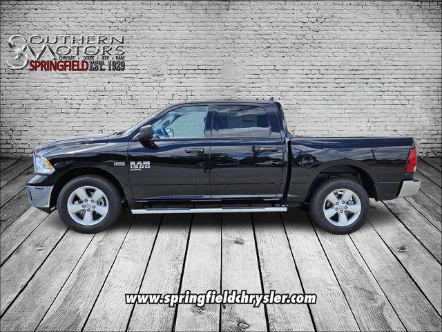 2024 RAM Ram 1500 Classic RAM 1500 CLASSIC TRADESMAN CREW CAB 4X4 57 BOX