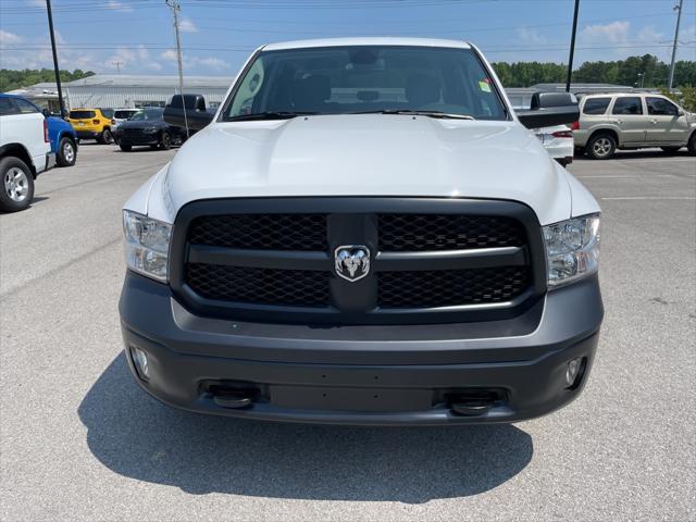 2024 RAM Ram 1500 Classic RAM 1500 CLASSIC TRADESMAN CREW CAB 4X4 57 BOX