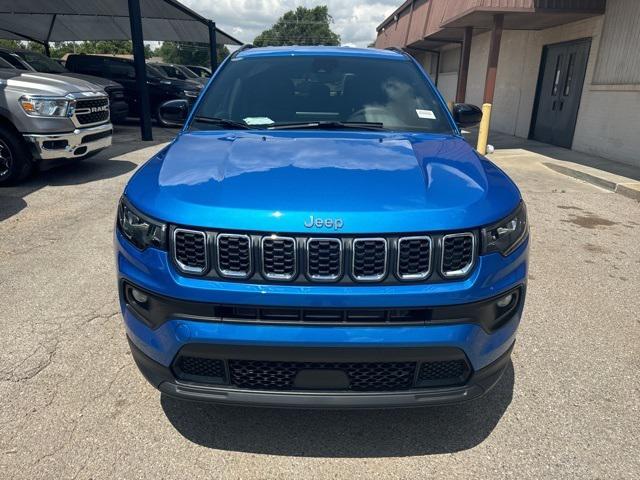 2024 Jeep Compass COMPASS LATITUDE 4X4