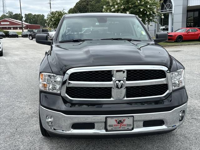 2024 RAM Ram 1500 Classic RAM 1500 CLASSIC TRADESMAN CREW CAB 4X4 64 BOX