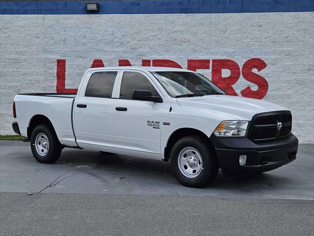 2024 RAM Ram 1500 Classic RAM 1500 CLASSIC TRADESMAN CREW CAB 4X4 64 BOX