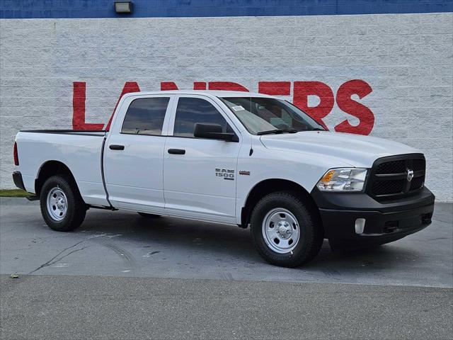 2024 RAM Ram 1500 Classic RAM 1500 CLASSIC TRADESMAN CREW CAB 4X4 64 BOX