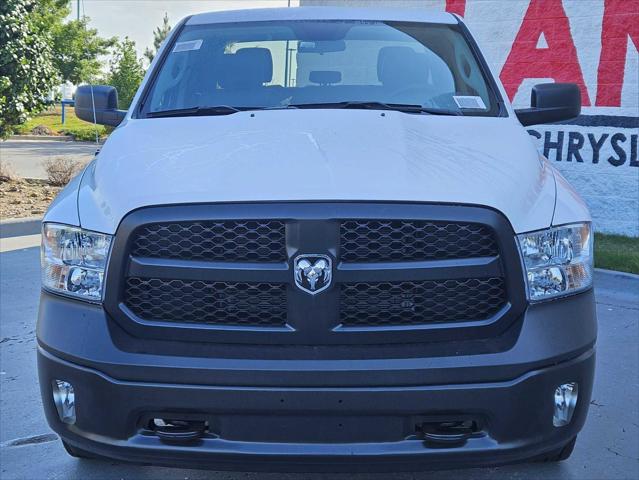 2024 RAM Ram 1500 Classic RAM 1500 CLASSIC TRADESMAN CREW CAB 4X4 64 BOX