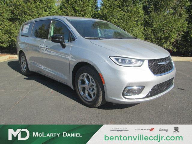 2024 Chrysler Pacifica PACIFICA LIMITED