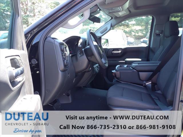 2024 Chevrolet Silverado 1500 4WD Crew Cab Short Bed Custom