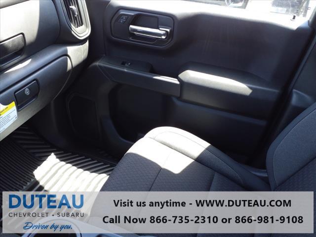 2024 Chevrolet Silverado 1500 4WD Crew Cab Short Bed Custom
