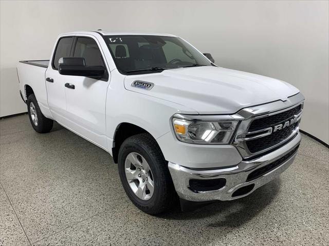 2024 RAM Ram 1500 RAM 1500 TRADESMAN QUAD CAB 4X4 64 BOX