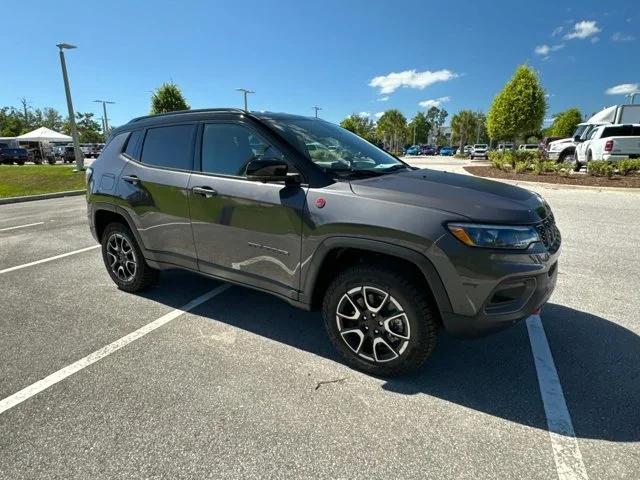 2024 Jeep Compass COMPASS TRAILHAWK 4X4