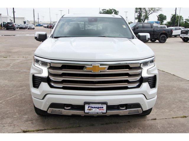 2022 Chevrolet Silverado 1500 4WD Crew Cab Short Bed High Country