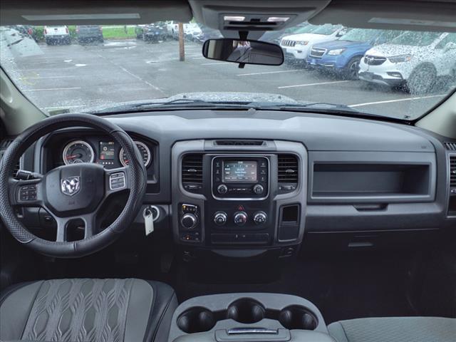 2017 Ram 1500 Express Quad Cab 4x4 6'4" Box