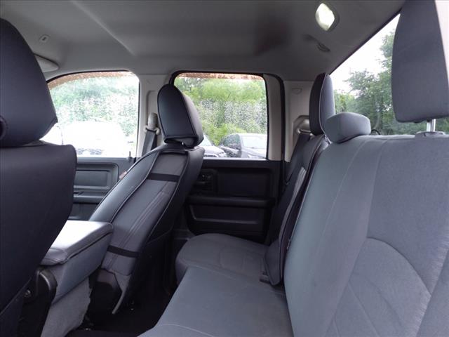2017 Ram 1500 Express Quad Cab 4x4 6'4" Box