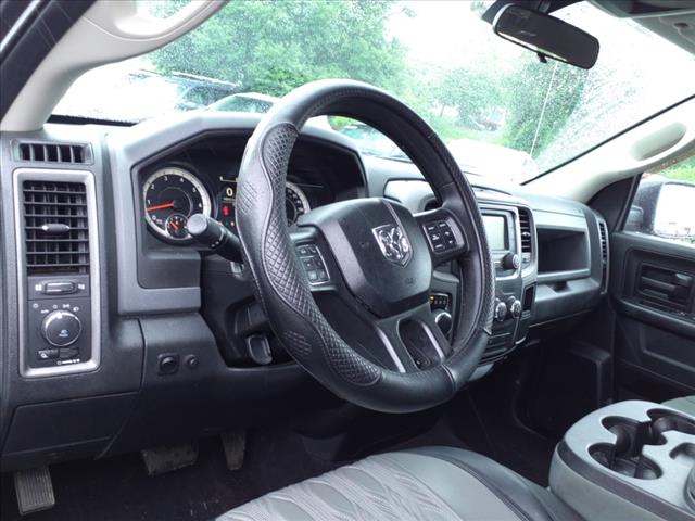 2017 Ram 1500 Express Quad Cab 4x4 6'4" Box