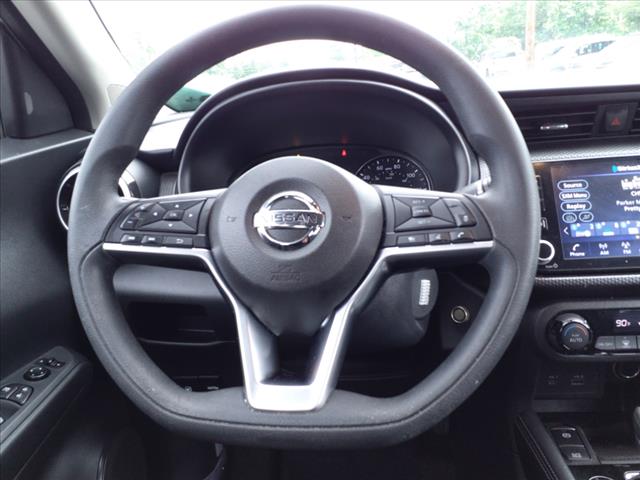 2021 Nissan Kicks SV Xtronic CVT