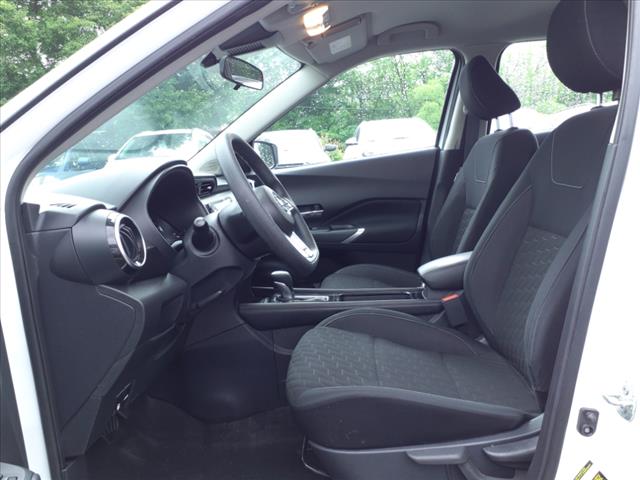 2021 Nissan Kicks SV Xtronic CVT