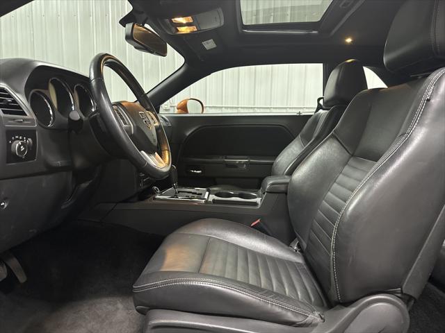 2011 Dodge Challenger Base