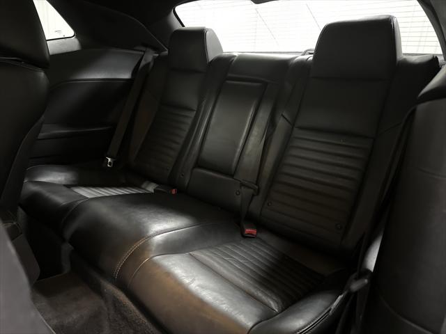 2011 Dodge Challenger Base