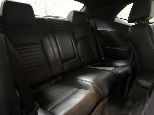 2011 Dodge Challenger Base