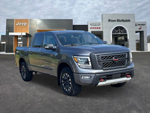 2021 Nissan TITAN Crew Cab PRO-4X 4x4